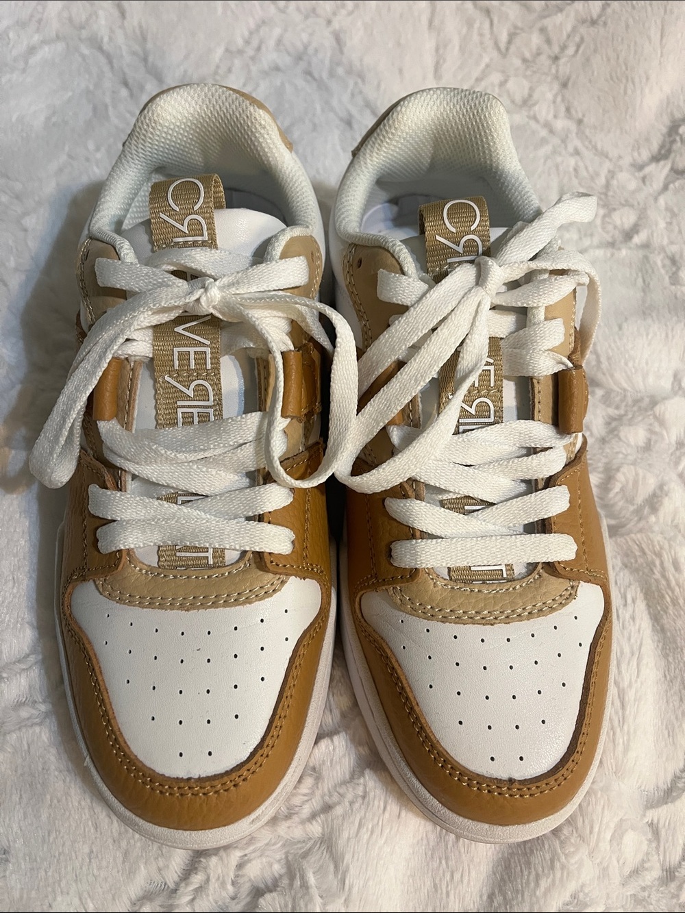 🔥FKASH SALE🔥White and Tan Fashion Sneakers -
